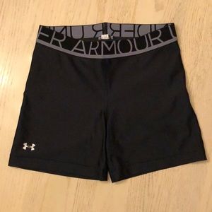 Under armor spandex shorts